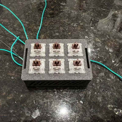 6 Nút ESP32 IoT Macro Pad