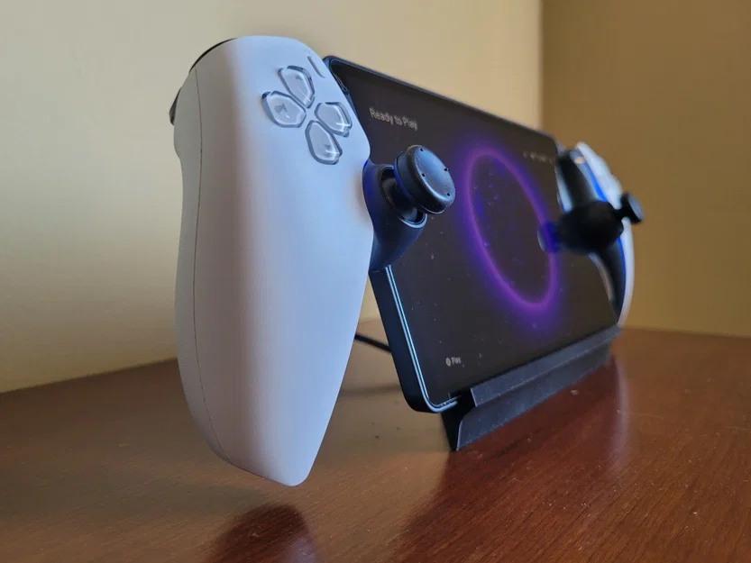 Đế Đựng PlayStation Portal Có Cổng Sạc & Chỗ Cất Dây - Image 4