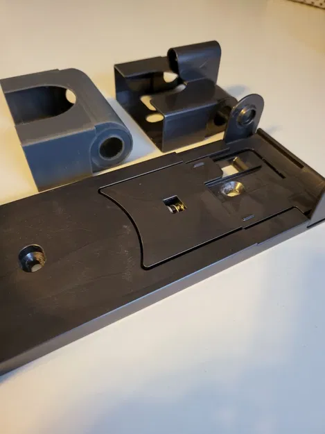 Adapter Treo Tường Dyson V6 Với Pin DeWALT - Image 4