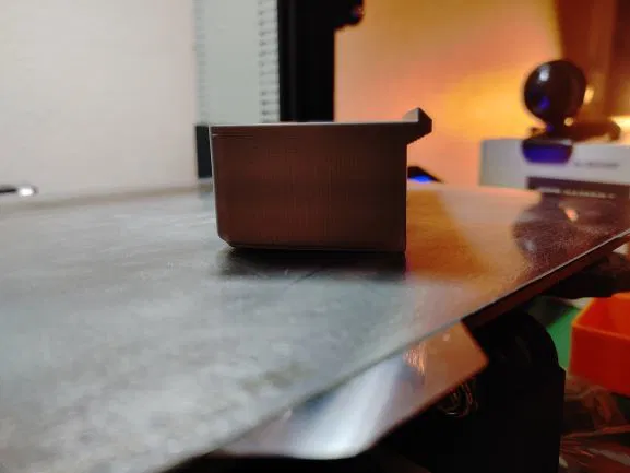 Khay gắn bên trái máy Ender 3, in liền không cần support - Image 4