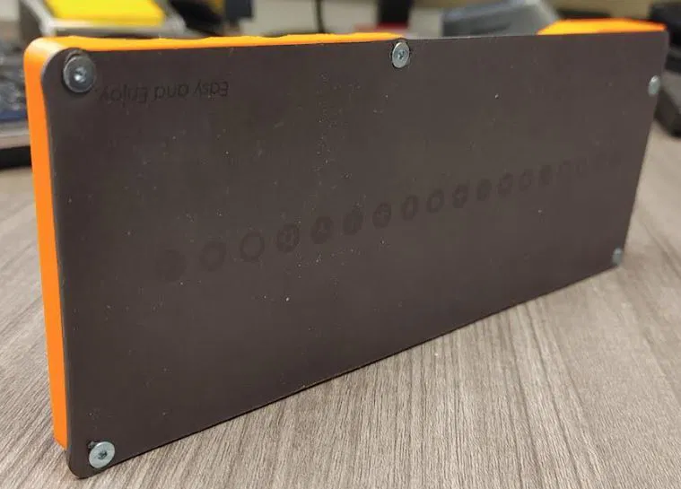 Trạm Đứng WOWSTICK F1+ (sử dụng tấm lót từ đi kèm) - Image 6