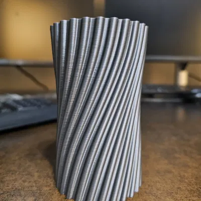 Ống Cắm Bút Kiểu Xoắn Ốc Mỏng