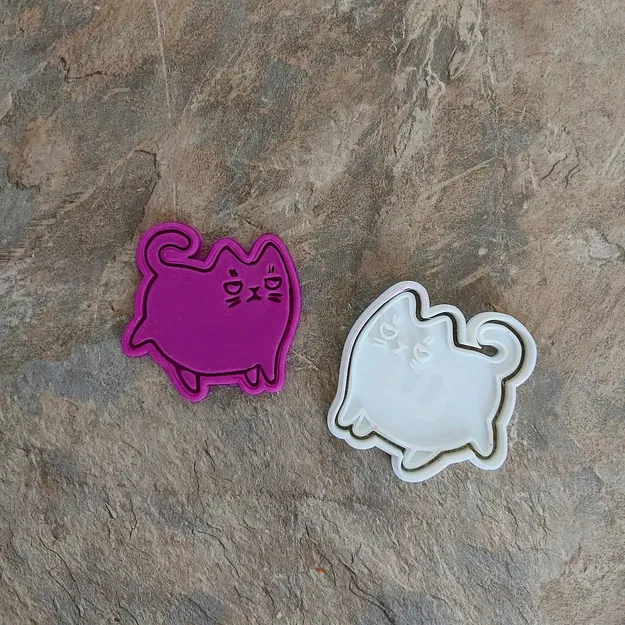 Khuôn Cắt Bánh Hình Mèo Khó Tính - Image 1