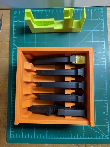 Hộp Đựng Băng Đạn CZ 457 455 452 512 Cho Băng Đạn Mở Rộng (12 viên) Có Nắp Trượt - Image 3