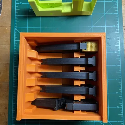 Hộp Đựng Băng Đạn CZ 457 455 452 512 Cho Băng Đạn Mở Rộng (12 viên) Có Nắp Trượt