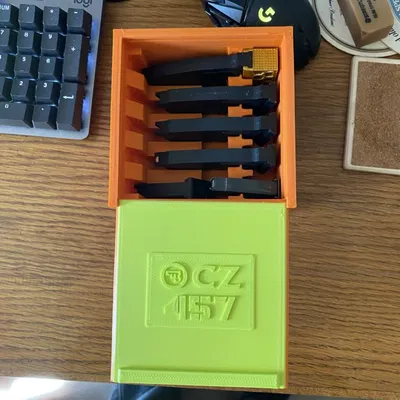 Hộp Đựng Băng Đạn CZ 457 455 452 512 Cho Băng Đạn Mở Rộng (12 viên) Có Nắp Trượt