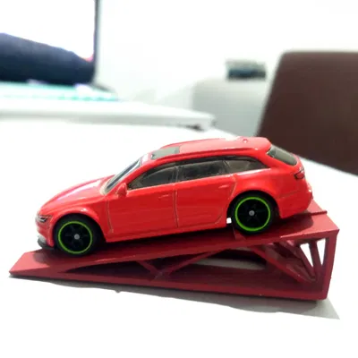 Đường dốc trưng bày tỉ lệ 1:64 "mặt x"