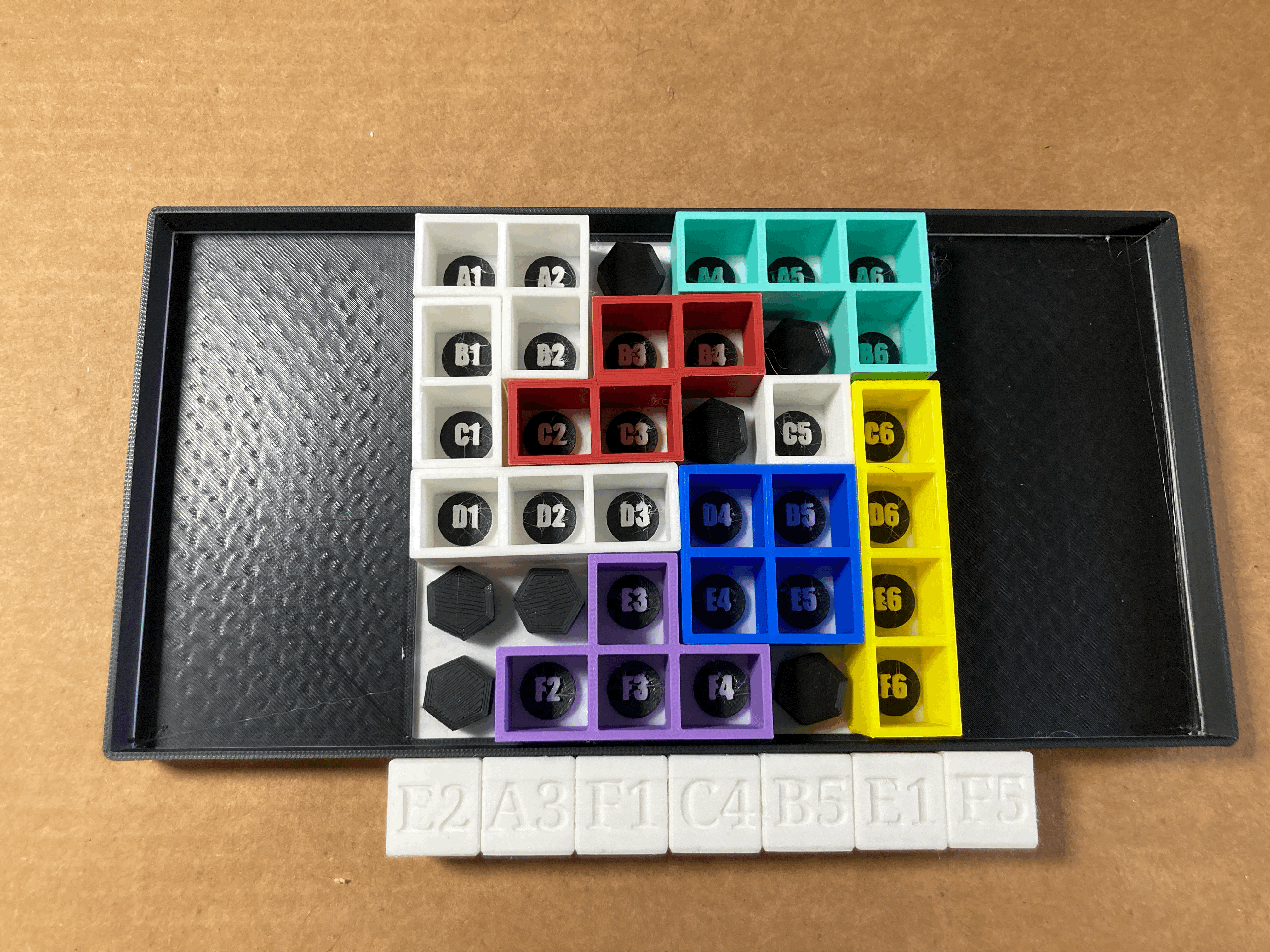 Nắp hộp Tetris Balance Box Remix kèm bàn cờ Genius Square - Image 1