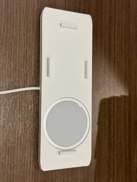 Đế Sạc Không Dây Cho Leica Q3 - Image 2