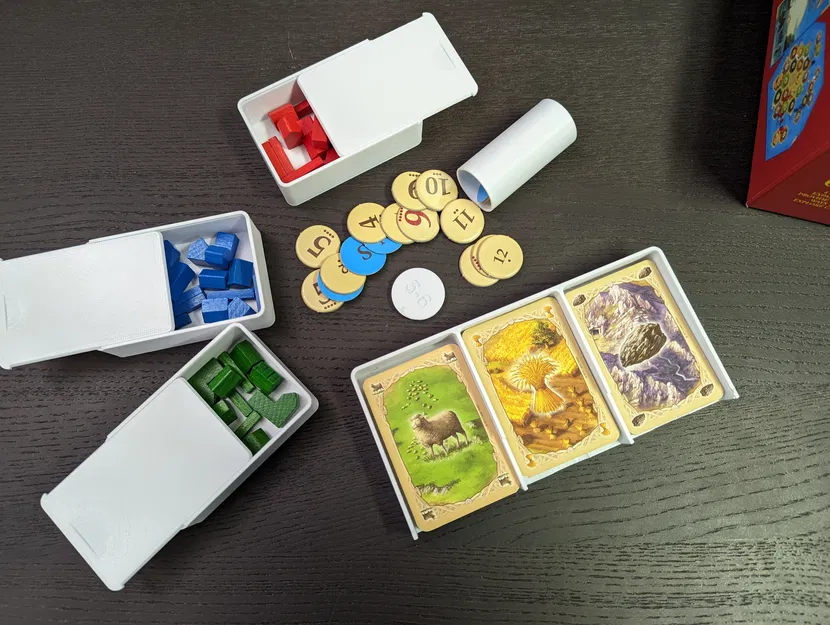 Hộp đựng Catan & chỗ trao đổi thẻ (bản US Catan Studio) - Image 1