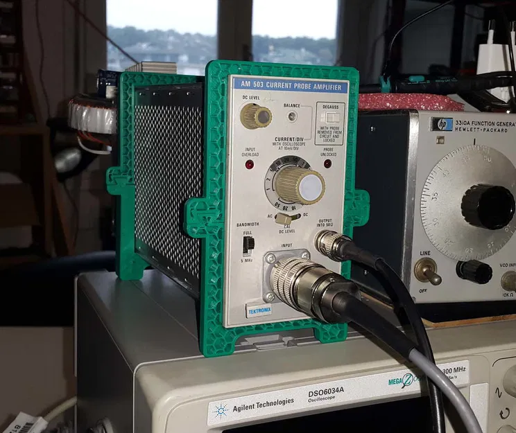 Đế/Chân giữ đơn giản cho phích cắm tektronix TM500 - Image 1