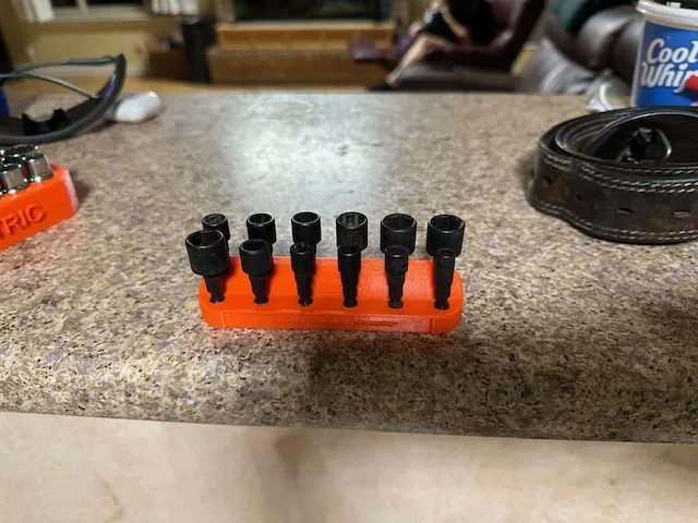 Hộp Đựng Mũi Lục Giác - Image 1