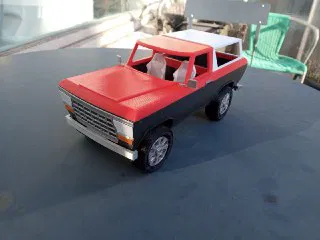 Mô Hình Bộ Lắp Ráp Xe FORD BRONCO 78 - Image 3