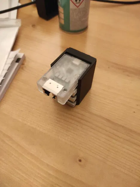 Khay Đựng Thẻ Mở Rộng Framework Có Khe Cắm Thẻ Ethernet - Image 1