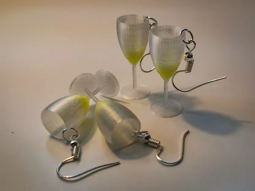 Bông Tai Ly Rượu Sâm-panh - Image 1