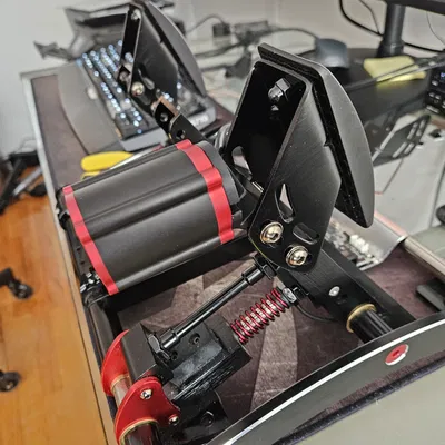 Pat Gắn SIMAGIC Haptic Reactor Lên Fanatec ClubSport Pedals V3