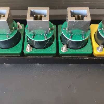 Giá Đỡ Đai Ốc Neutrik