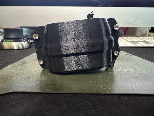 Hộp Đựng Pin và Sạc Surefire - Image 3