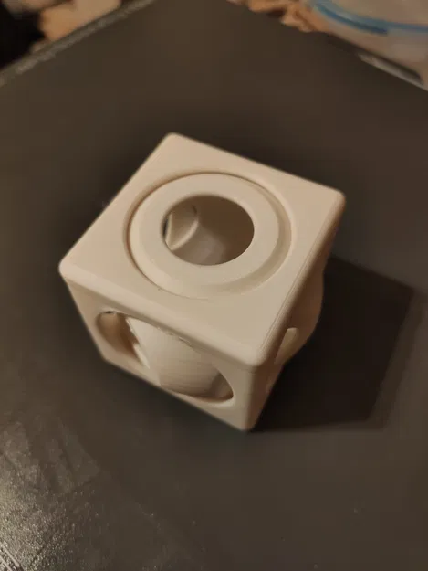 Đồ Chơi Fidget Hình Khối Lập Phương Có Bóng Bên Trong - Image 1