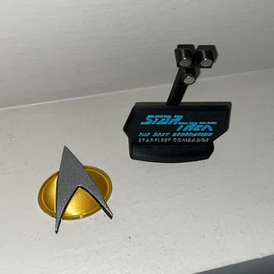 Mô Hình Star Trek: TNG Combadge