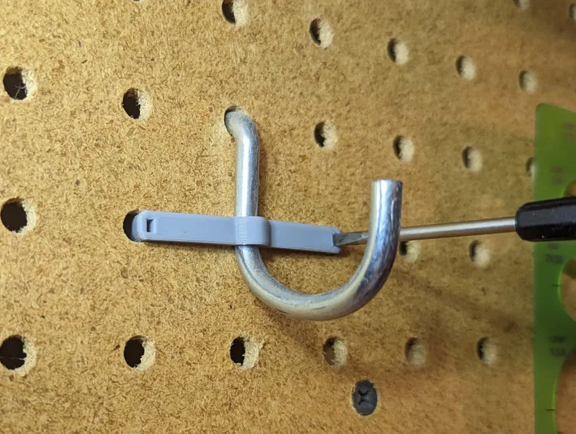 Kẹp Giữ Pegboard Chắc Chắn (bản chỉnh sửa) - Image 1
