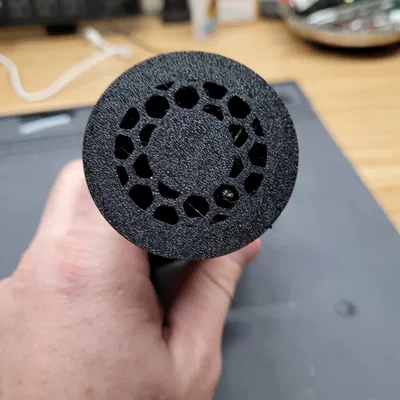 Giá Đỡ Cuộn Dây Kẹp Bàn