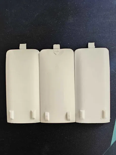 Nắp Pin Remote Máy Lạnh LG AKB73315611 - Image 1