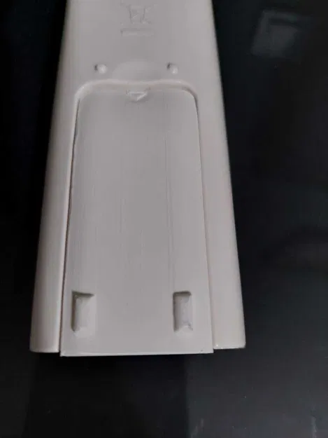 Nắp Pin Remote Máy Lạnh LG AKB73315611 - Image 2