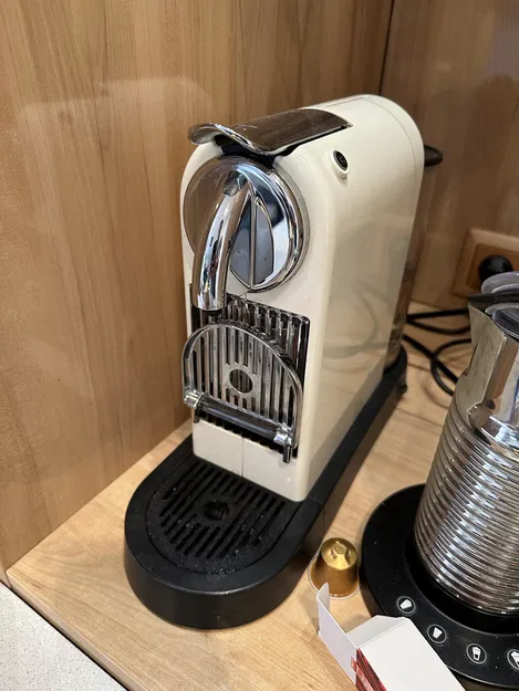 Đáy Máy Pha Cà Phê Nespresso - Image 1