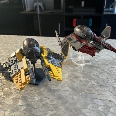 Chân đế Tàu Lego