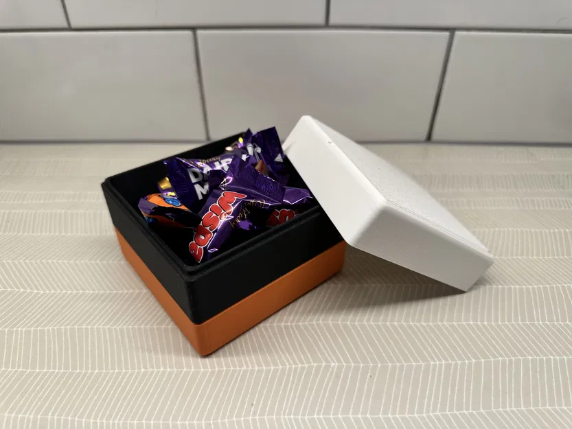 Hộp Kẹo Liquorice Allsorts - Image 2