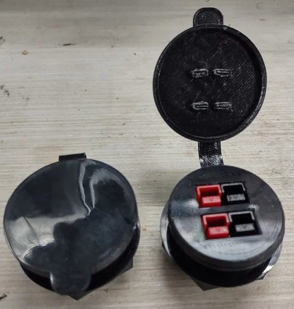 Gioăng và Nắp Gắn Bảng Chuyển Đổi Anderson PowerPole - Image 1