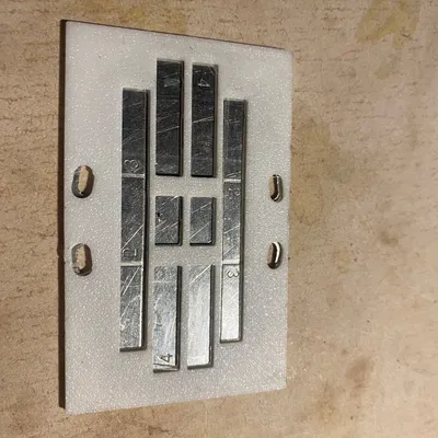 Khuôn Dập Thẻ Nhận Dạng Bundeswehr