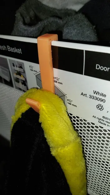 Móc Treo Quần Áo - Image 1