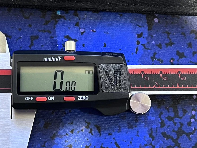 Nắp Pin Thay Thế Cho Thước Kẹp Điện Tử Vinca - Image 1