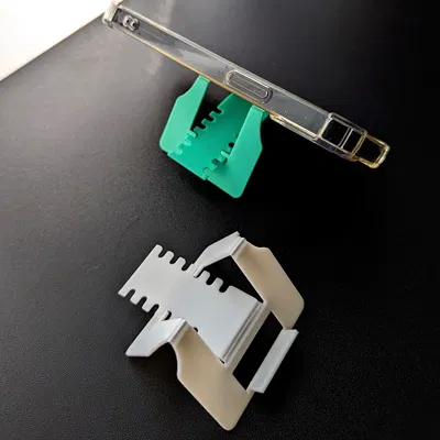 Giá đỡ điện thoại siêu mỏng cỡ thẻ ATM (in liền). Chỉ 5g nhựa!