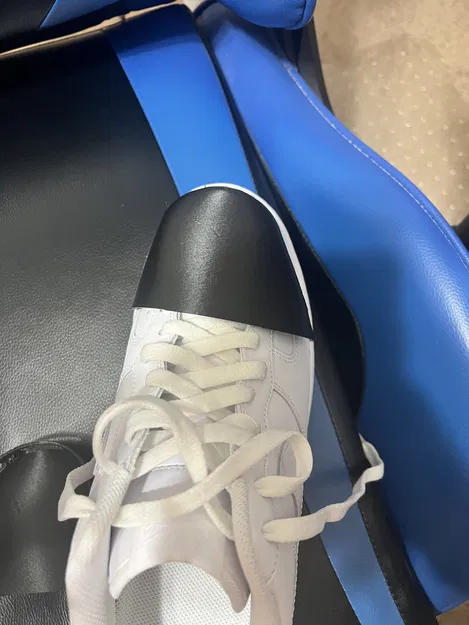 Phần Bảo Vệ Giày Sneaker Khỏi Bị Nhăn - Image 1