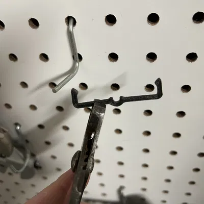 Kẹp giữ pegboard (cập nhật xài ok rồi nha bà con)