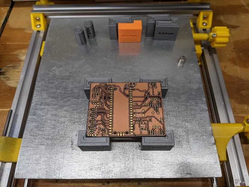 Chân đỡ bo mạch máy in stencil PCB - Image 1