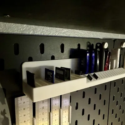 Kệ Đựng Thẻ Nhớ SD và USB Cho SKADIS