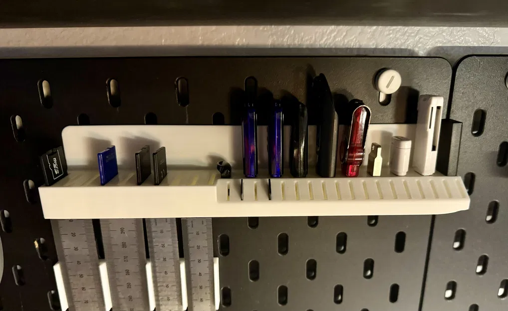 Kệ Đựng Thẻ Nhớ SD và USB Cho SKADIS - Image 2