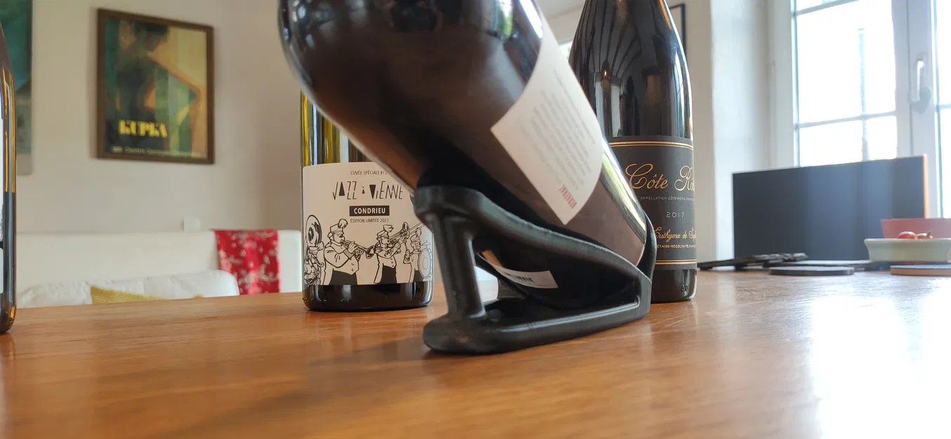 Kệ Đựng Chai Rượu Vang / Giá Đỡ Chai Rượu - Image 1