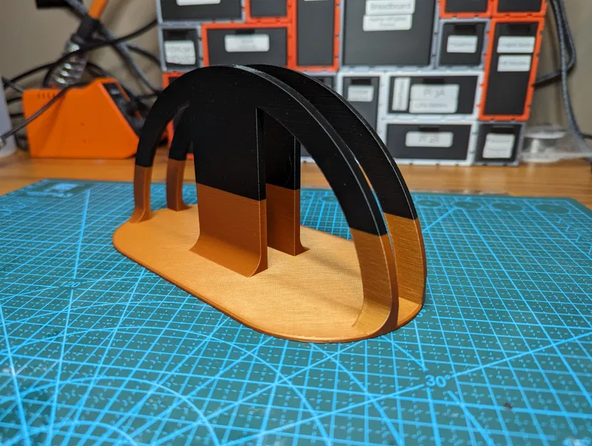 Chân Đế Laptop Đứng Theo Thông Số Tùy Chỉnh - Image 1