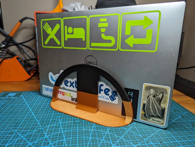 Chân Đế Laptop Đứng Theo Thông Số Tùy Chỉnh - Image 3