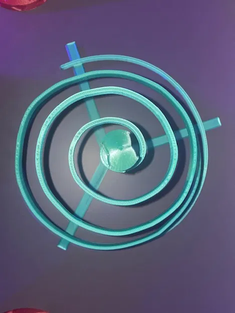 Cây Thông Xoắn Ốc Mùa Lễ Hội - Image 2