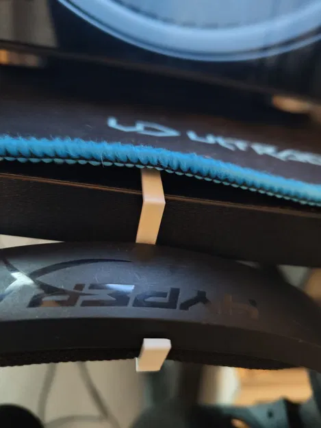 Giá Đỡ Tai Nghe Nhanh và Đơn Giản - Image 1