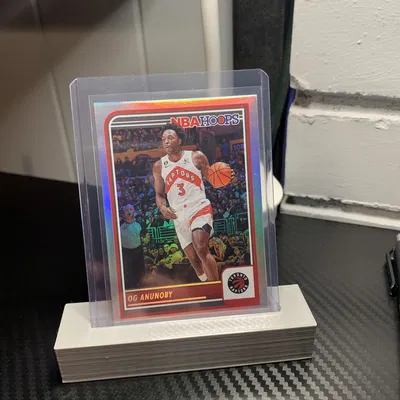 Kệ trưng bày thẻ bài sưu tầm