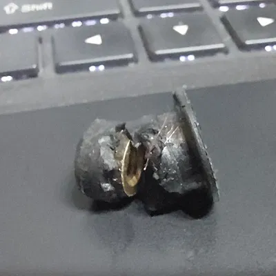 Chốt Cao Su/Ốc M5 Cho Kính Chắn Gió V-Strom DL 650 2015