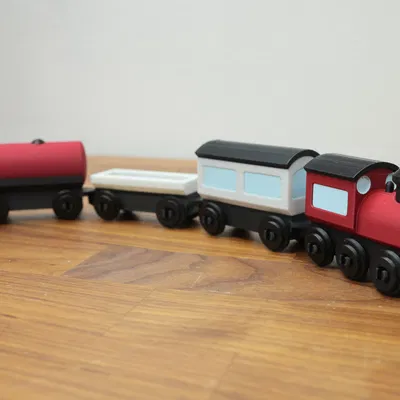 Tàu Hỏa Đầu Máy Kèm Theo Các Toa Xe