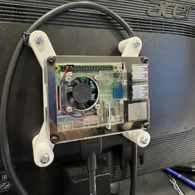 Đế VESA 100 x 100 cho Raspberry Pi